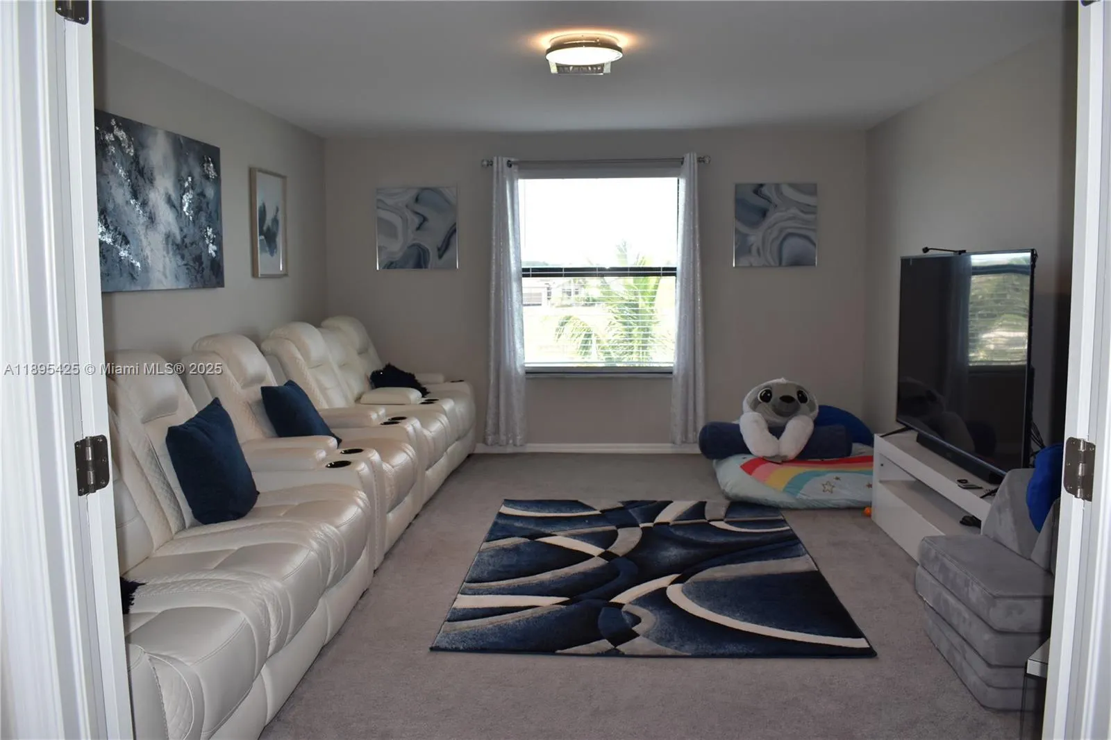 14555 MONROVIA LN