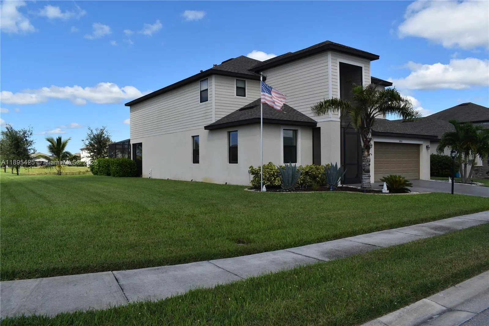 14555 MONROVIA LN