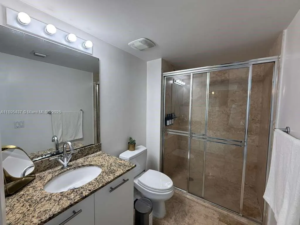 41 SE 5th St, #2307