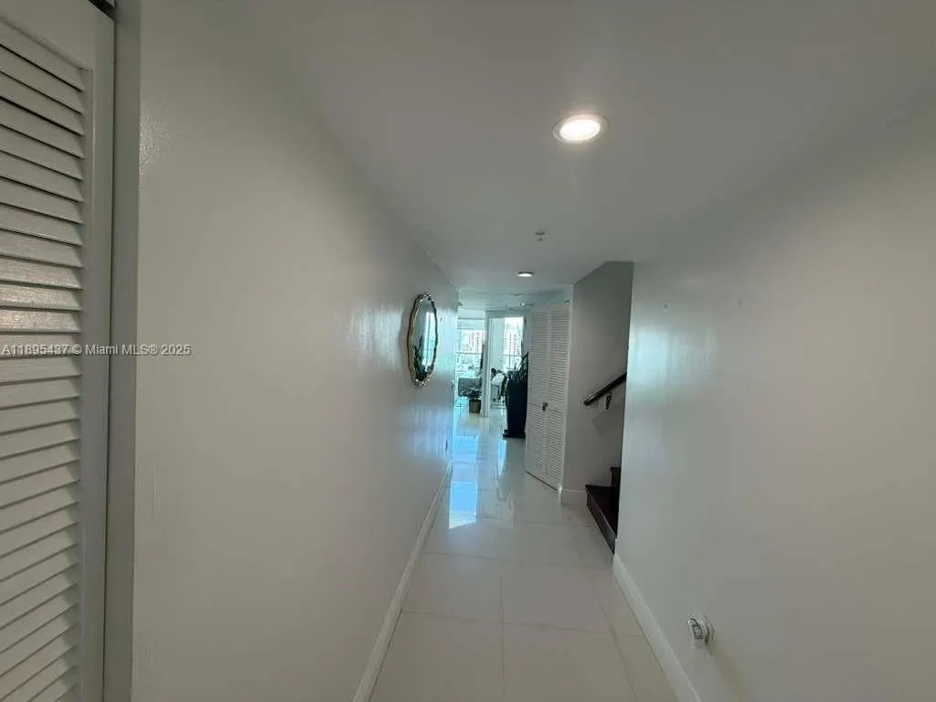 41 SE 5th St, #2307
