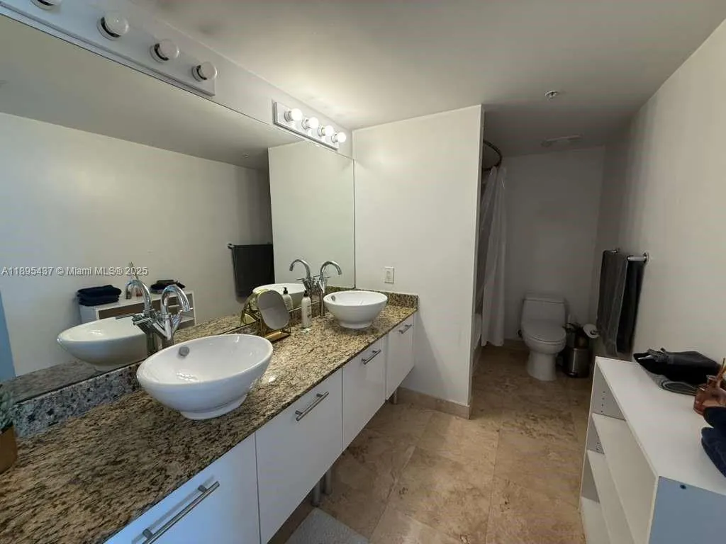 41 SE 5th St, #2307