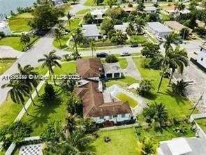 10900 N Bayshore Dr