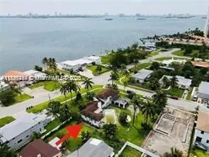 10900 N Bayshore Dr