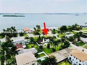 10900 N Bayshore Dr