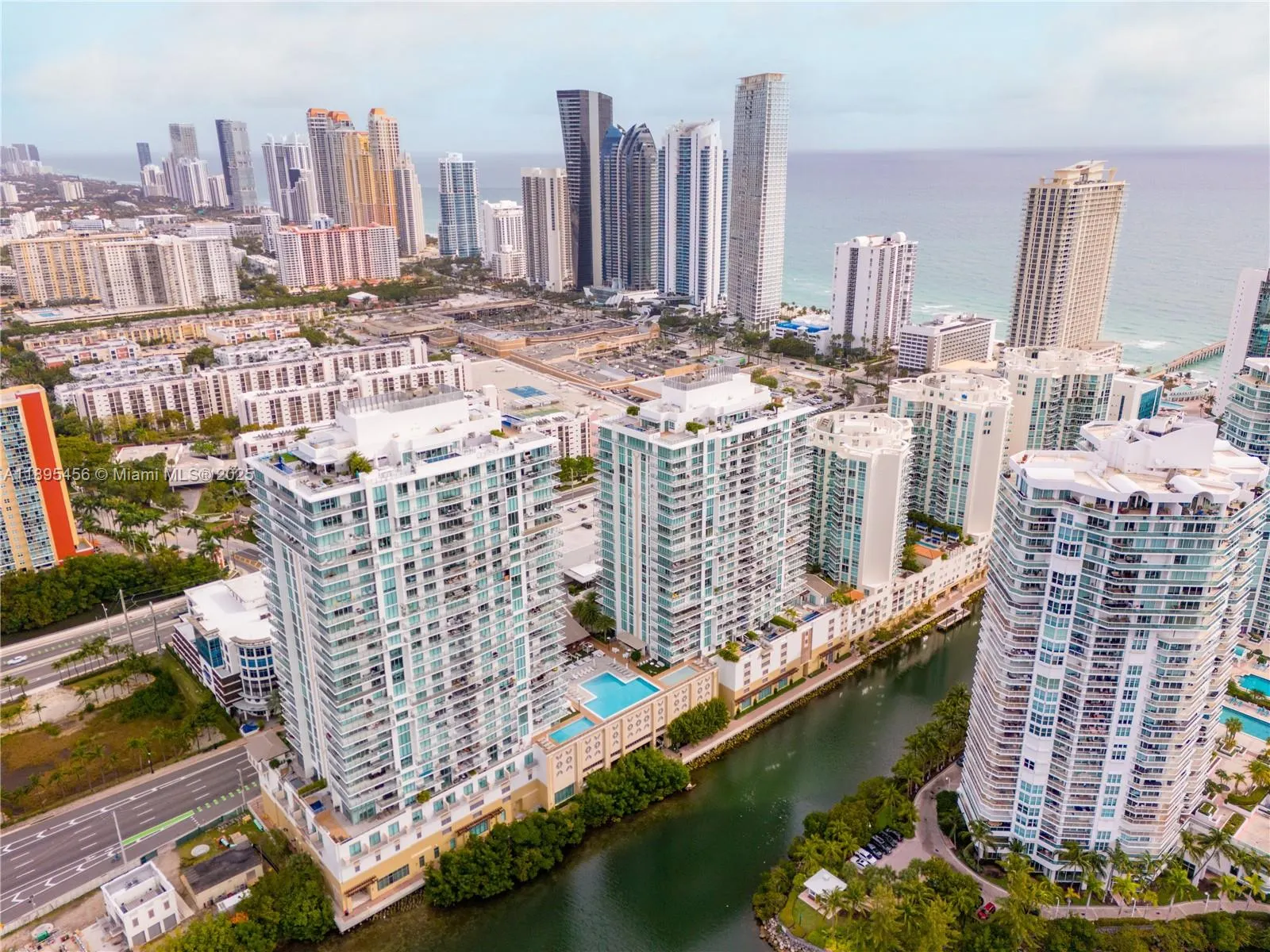 300 Sunny Isles Blvd, #4-1101