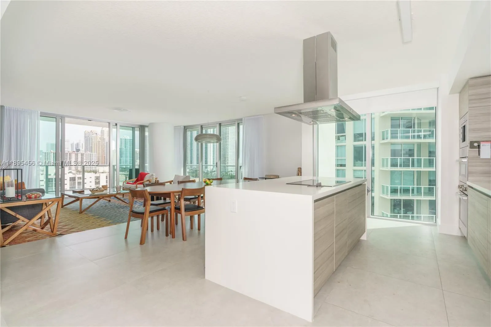 300 Sunny Isles Blvd, #4-1101