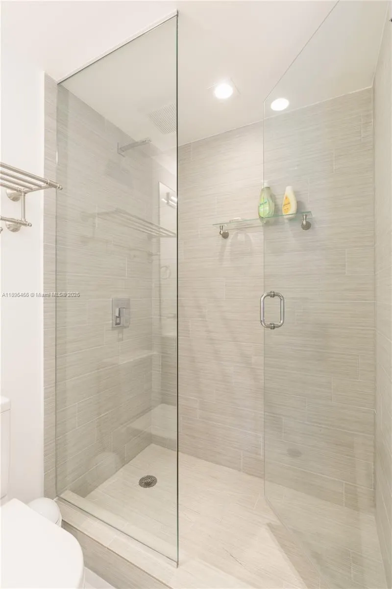 300 Sunny Isles Blvd, #4-1101