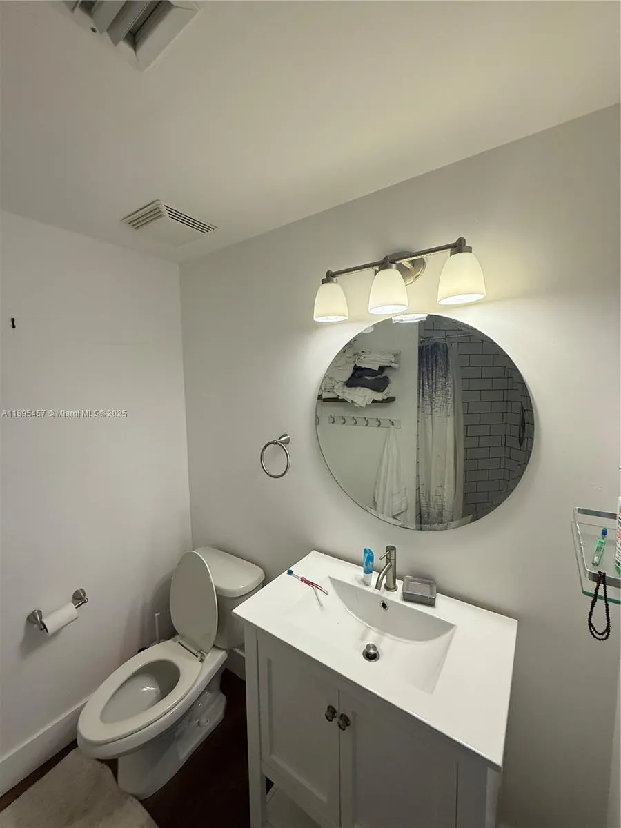 350 S Miami Ave, #1803