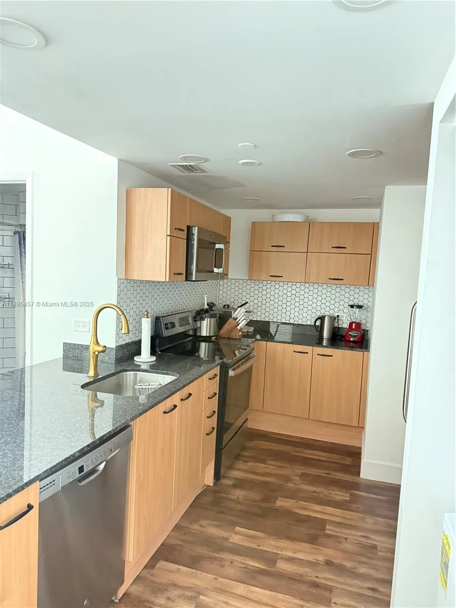 350 S Miami Ave, #1803