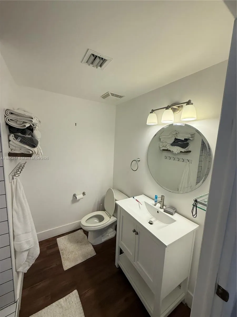 350 S Miami Ave, #1803