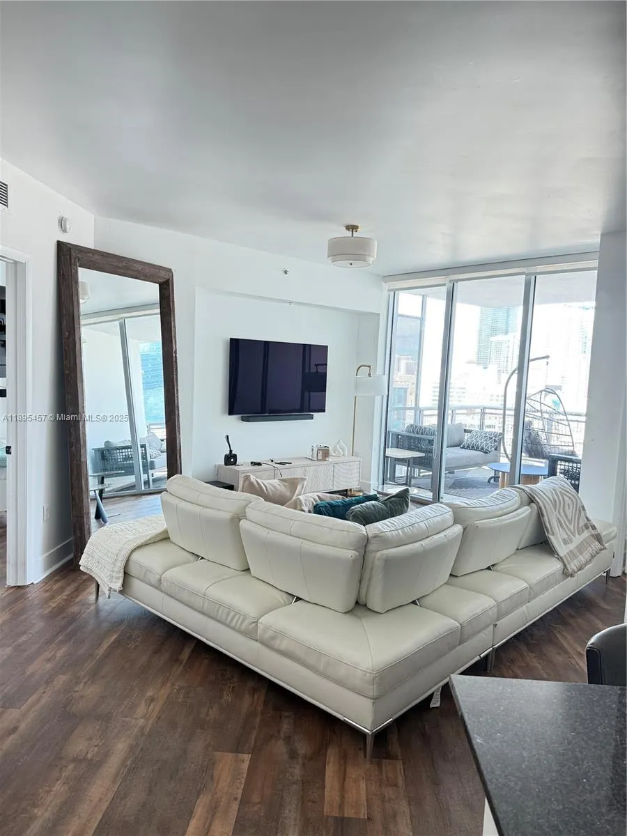 350 S Miami Ave, #1803