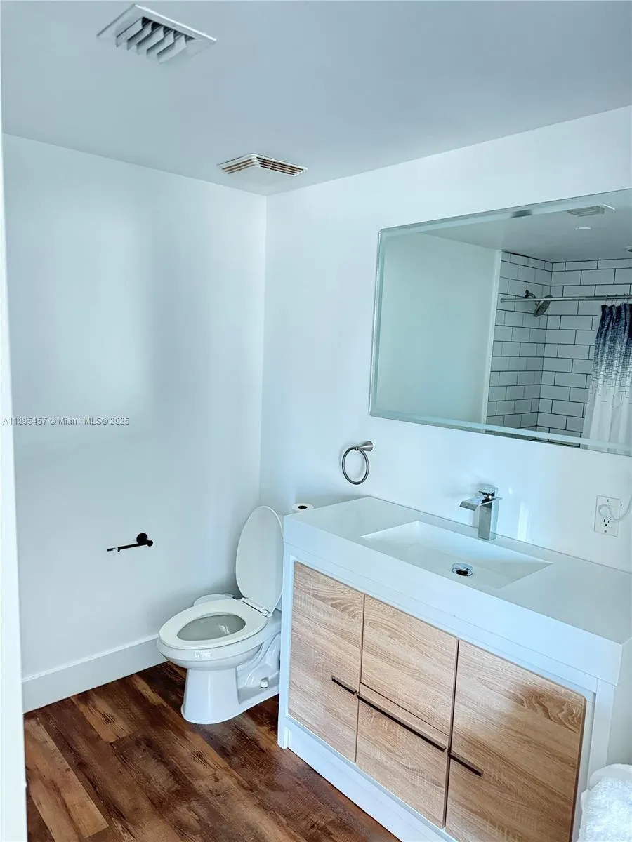 350 S Miami Ave, #1803