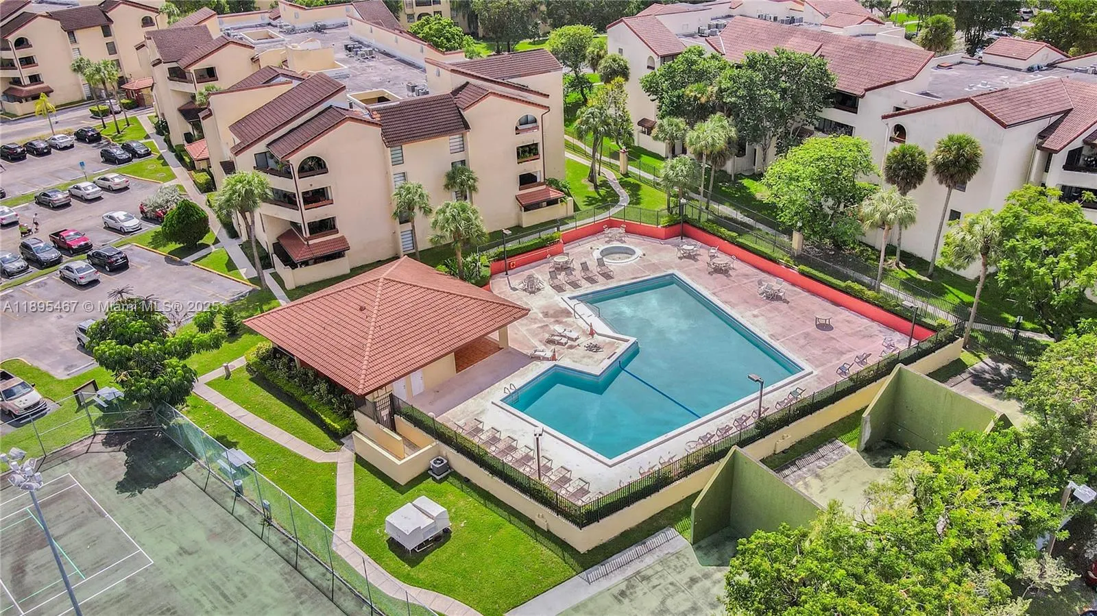 9285 SW 125th Ave, #U-101