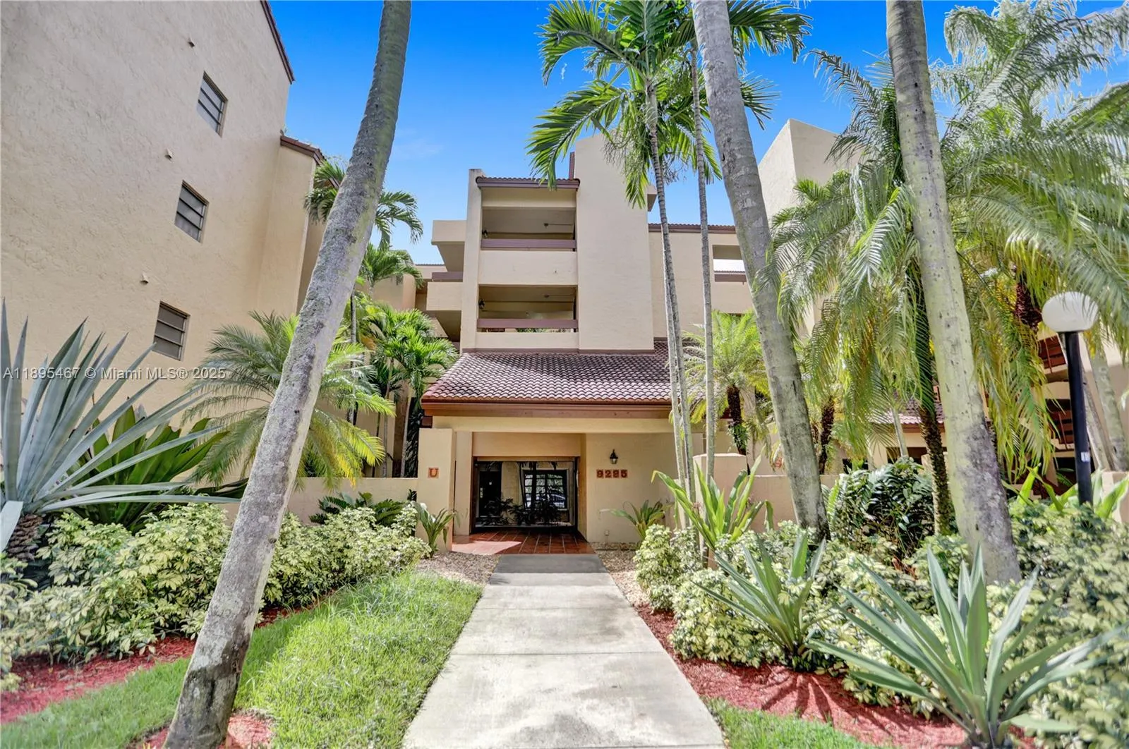 9285 SW 125th Ave, #U-101