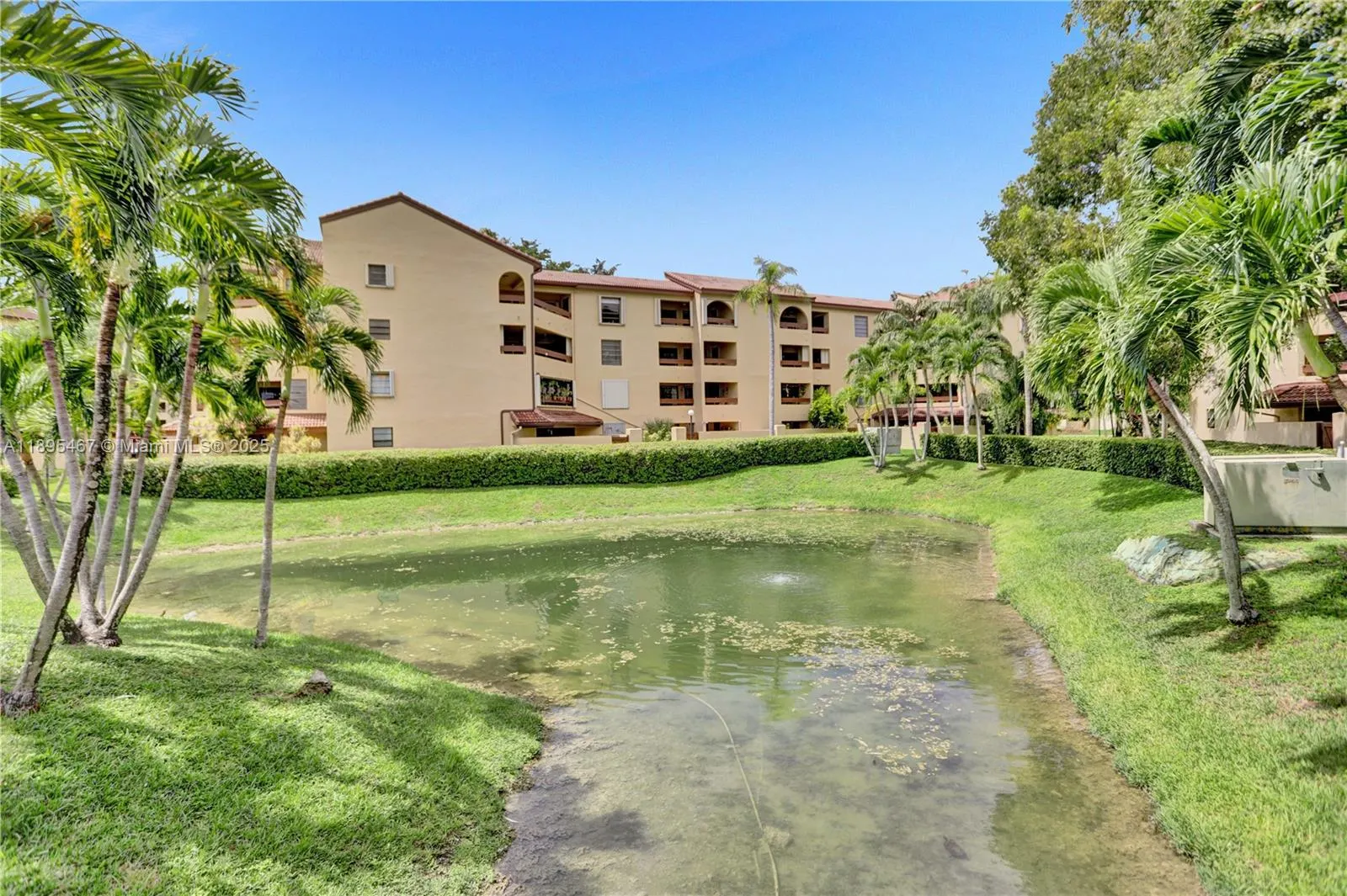9285 SW 125th Ave, #U-101
