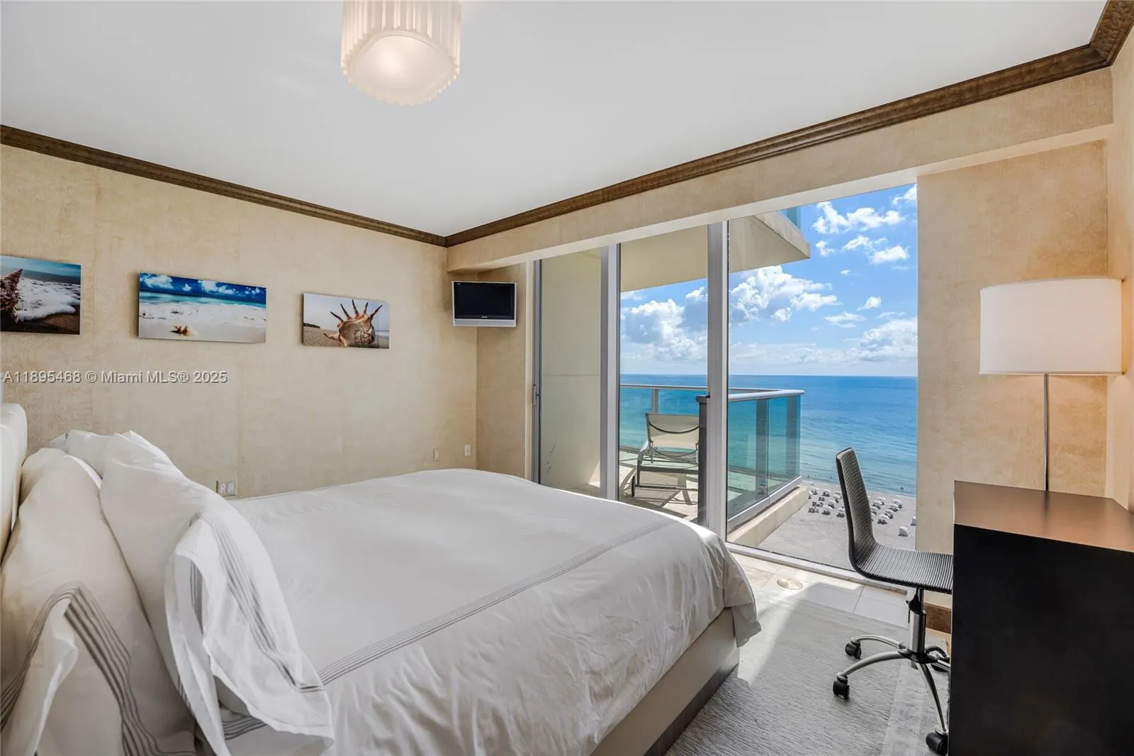 1455 Ocean Dr, #1408