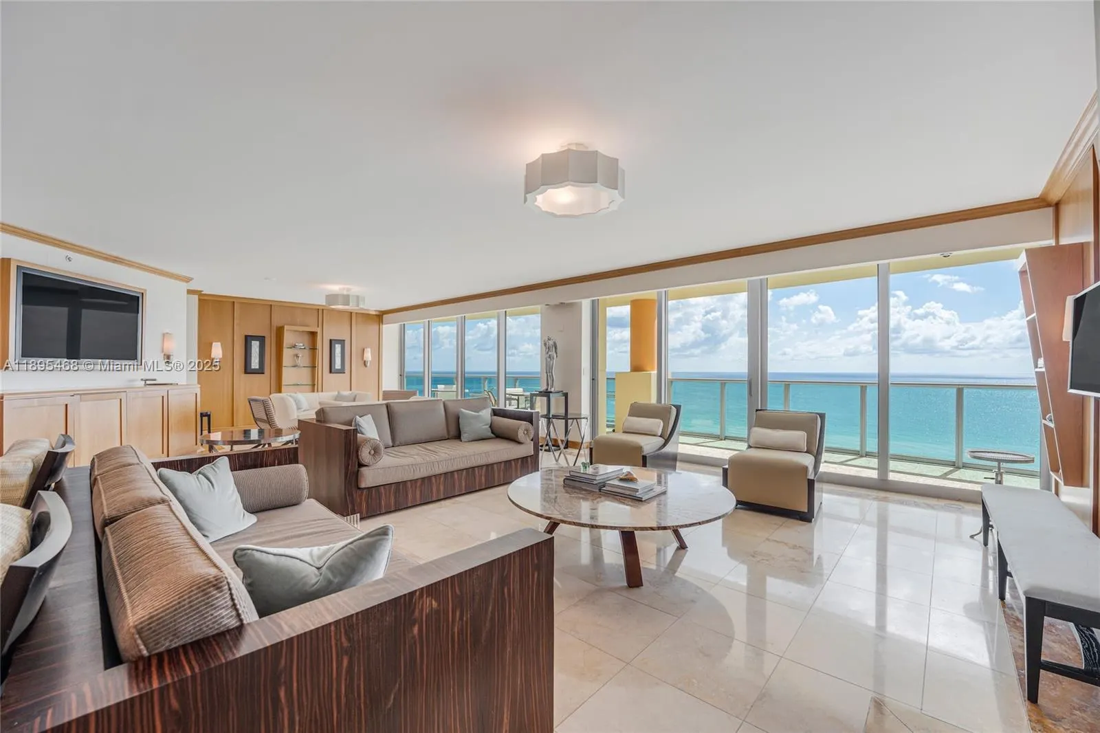 1455 Ocean Dr, #1408