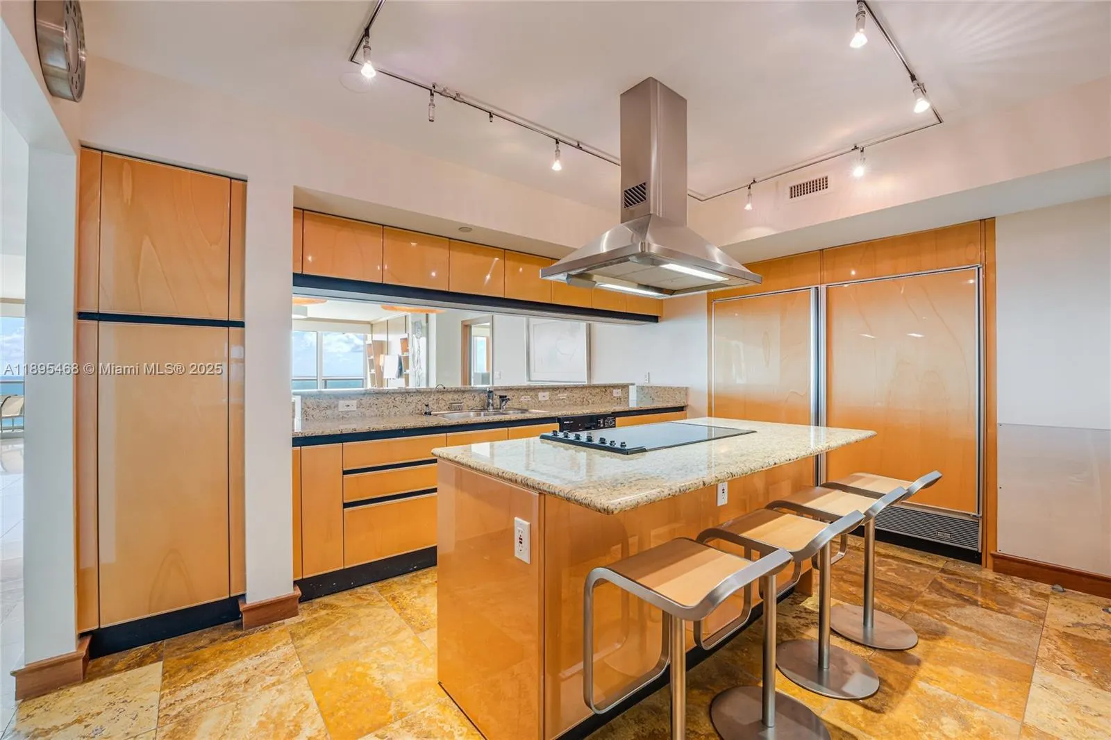 1455 Ocean Dr, #1408