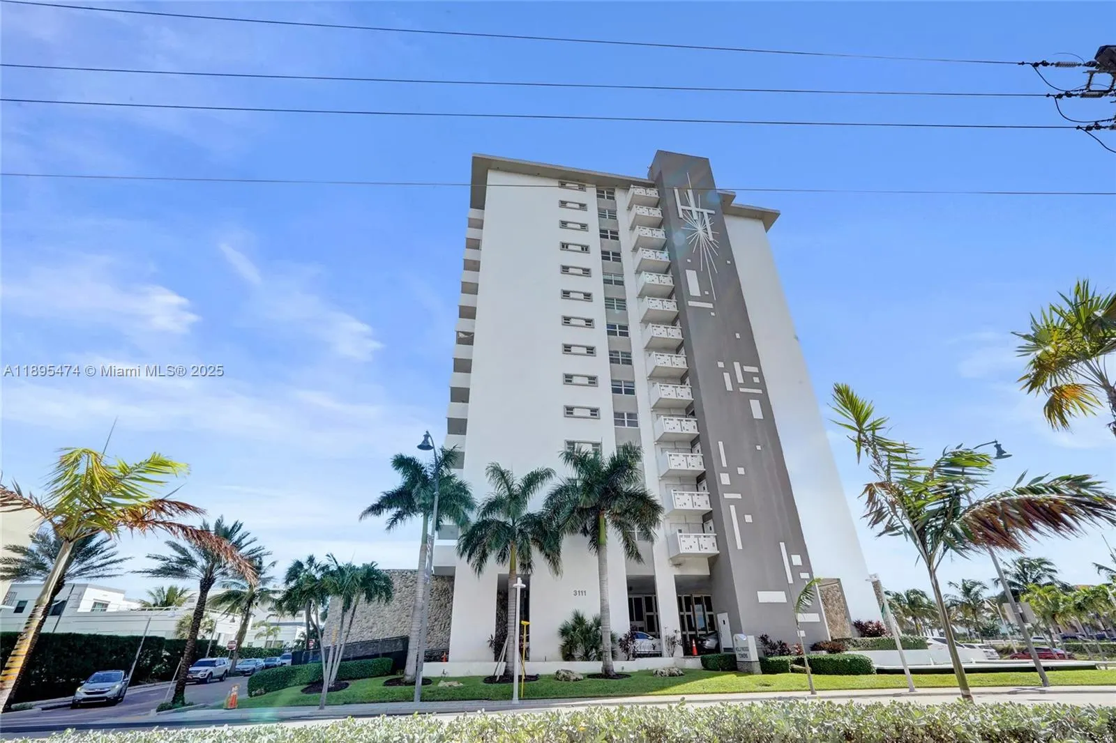 3111 N Ocean Dr, #302