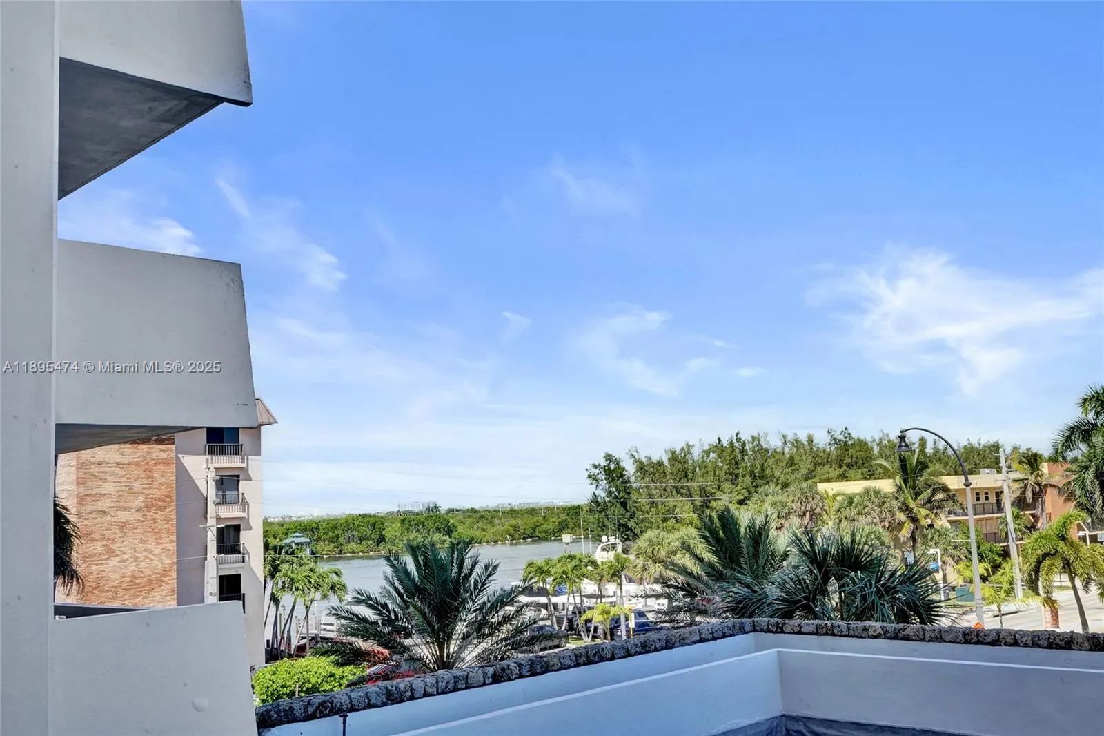 3111 N Ocean Dr, #302