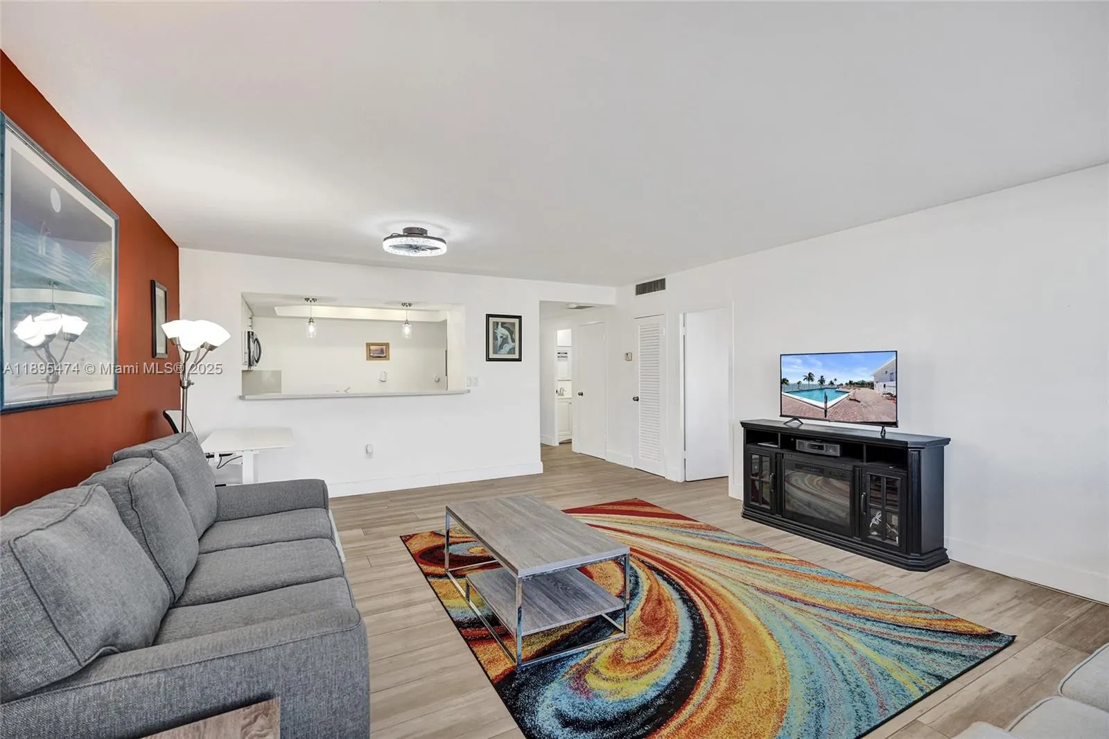 3111 N Ocean Dr, #302