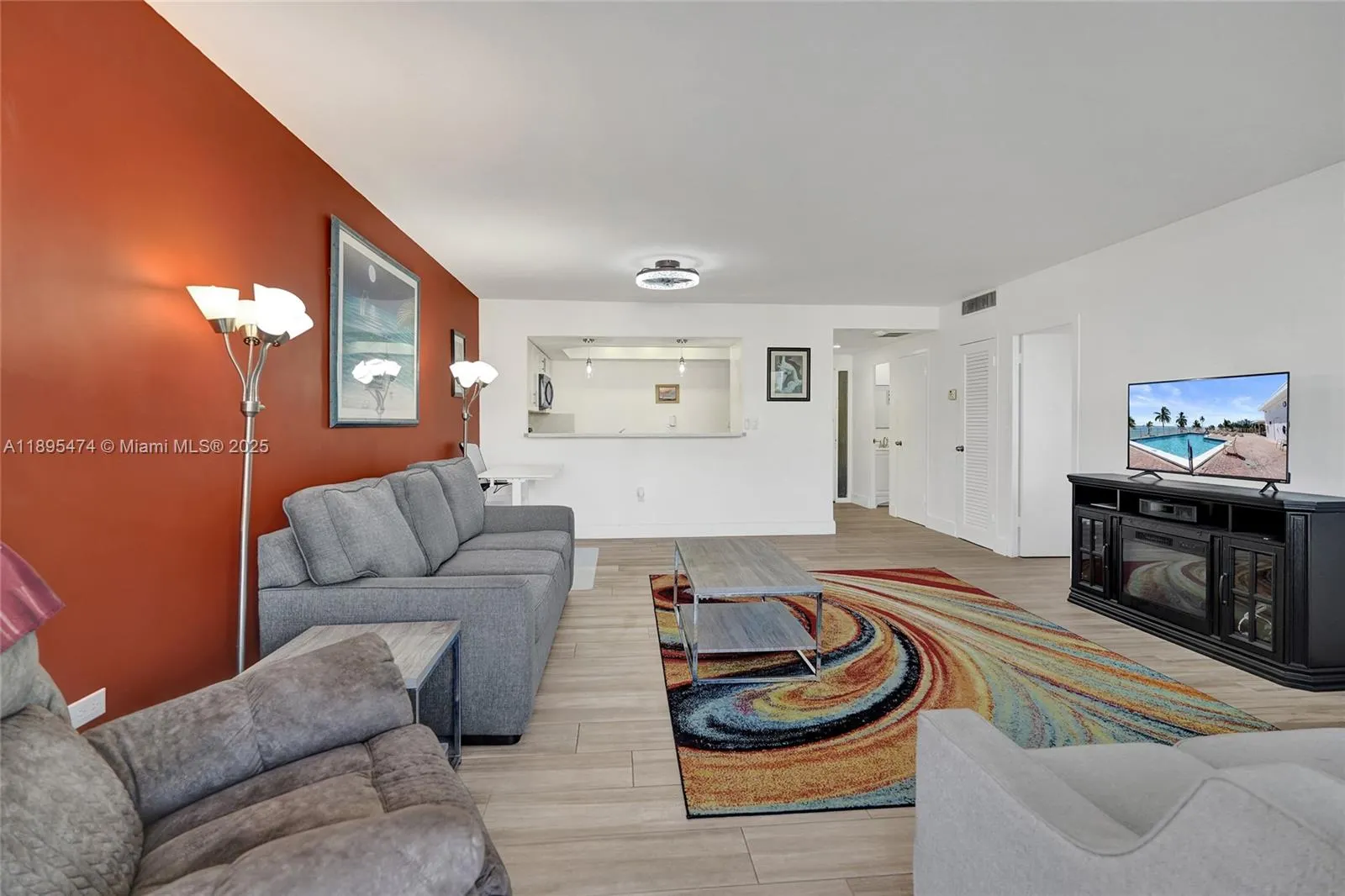3111 N Ocean Dr, #302