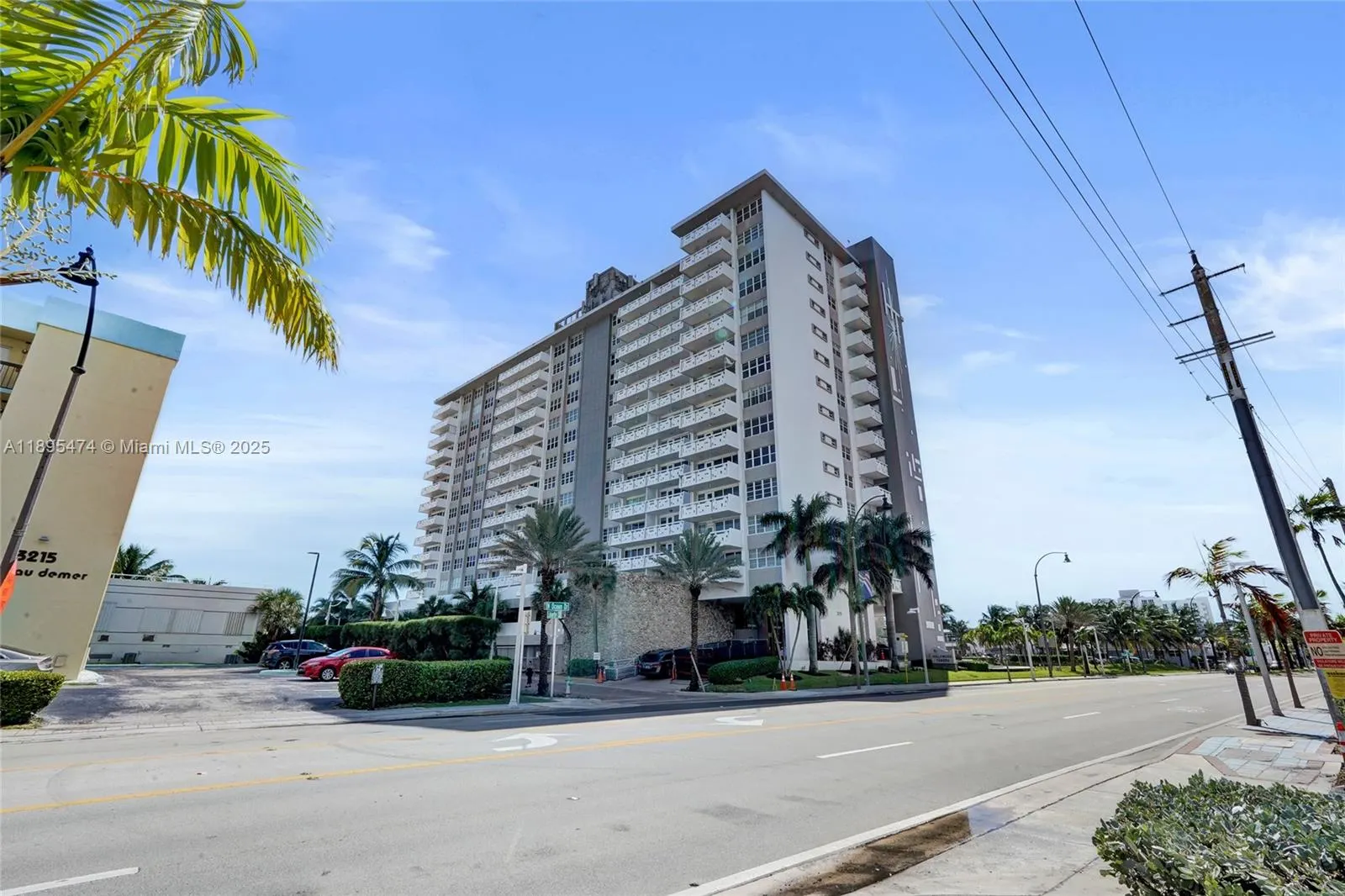 3111 N Ocean Dr, #302