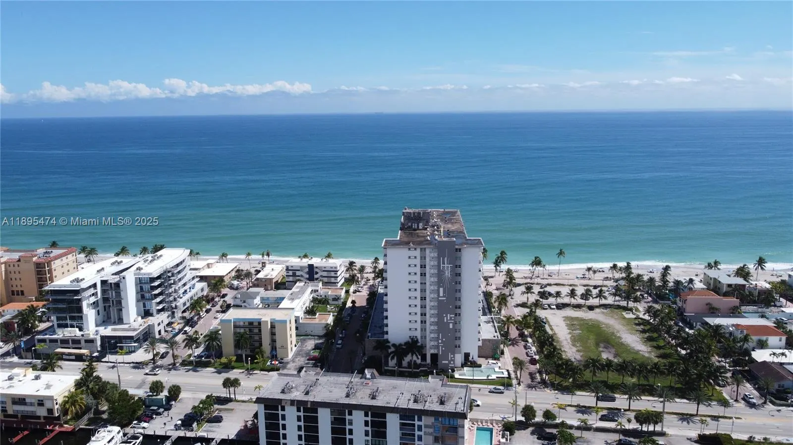 3111 N Ocean Dr, #302