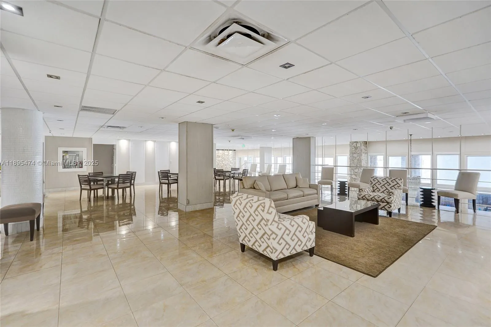 3111 N Ocean Dr, #302