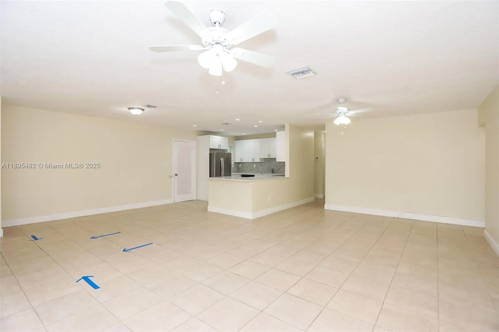 3141 Jackson Blvd