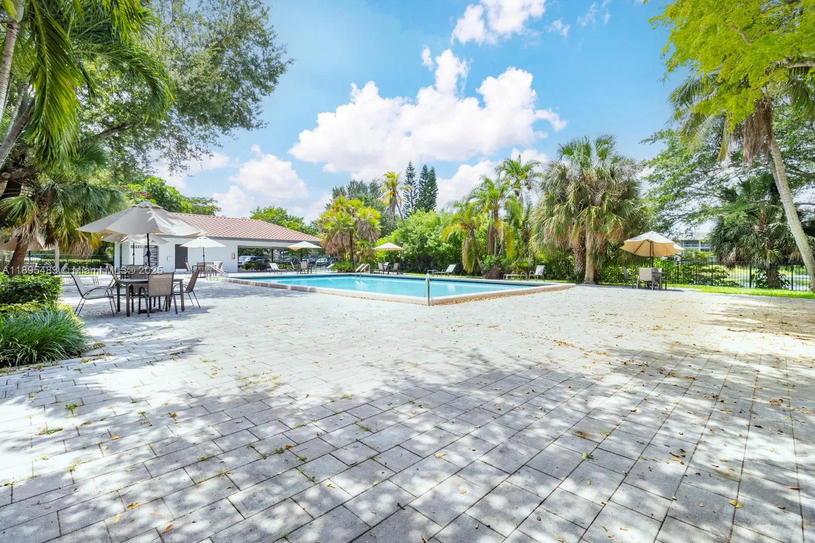 2930 Forest Hills Blvd, #B3R