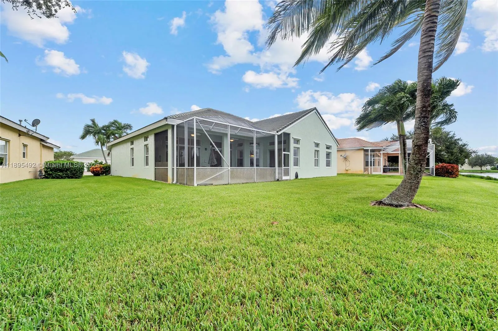 172 NW Magnolia Lakes Blvd