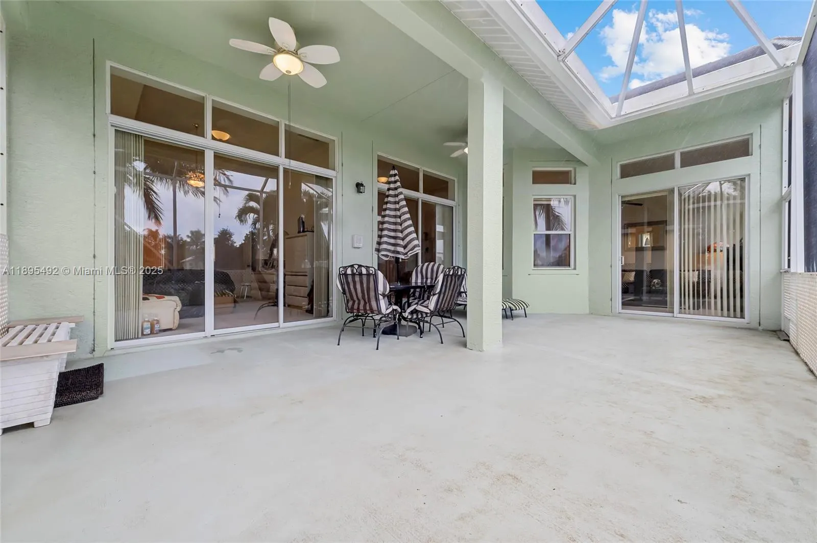 172 NW Magnolia Lakes Blvd