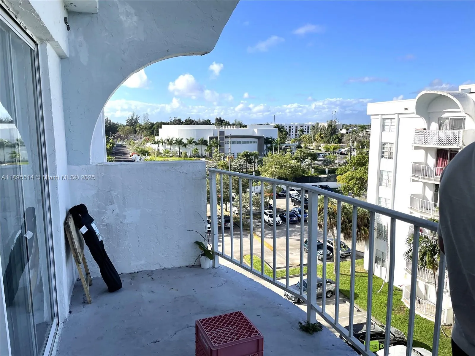 494 NW 165th St Rd, #C-601