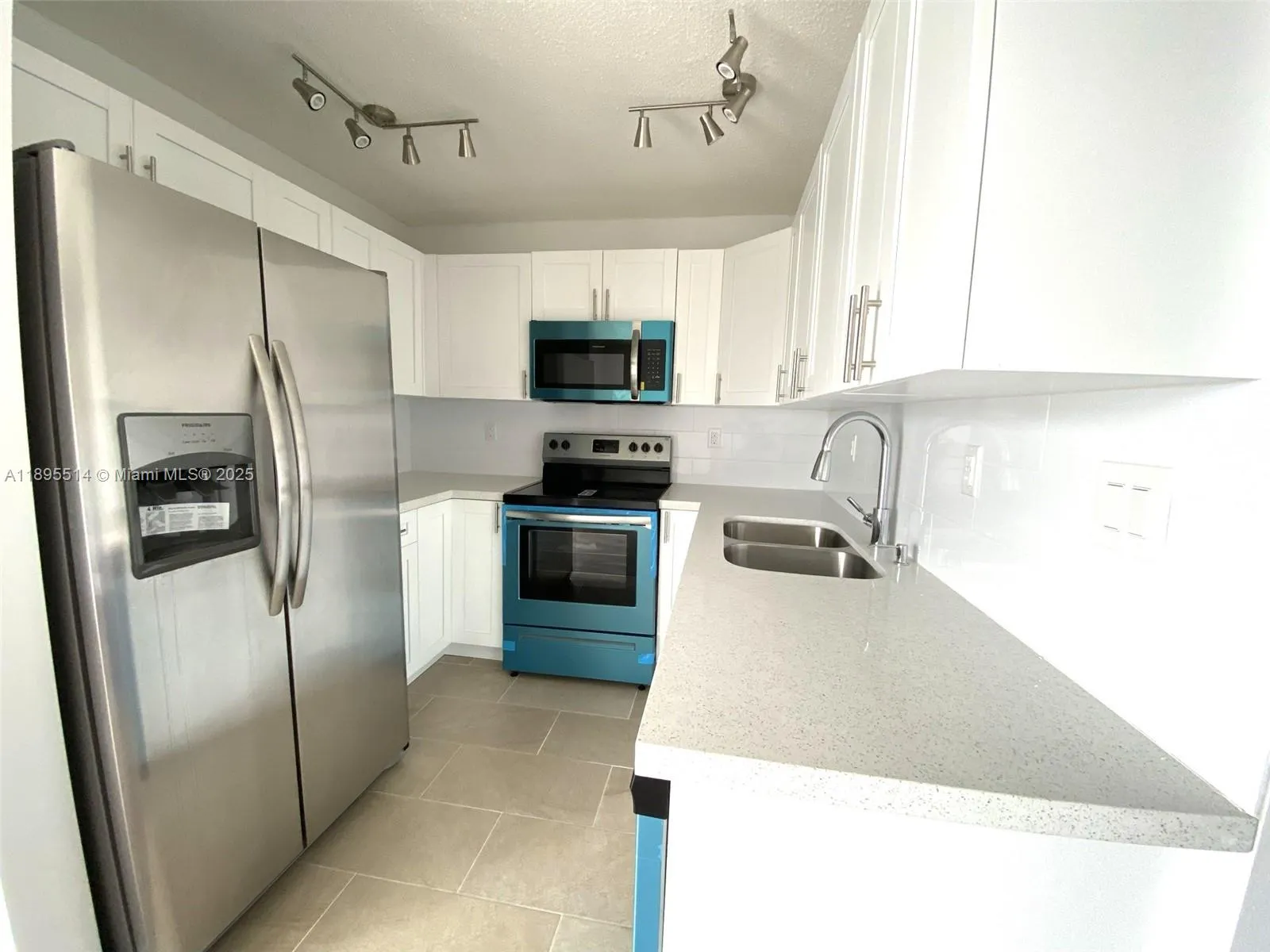 494 NW 165th St Rd, #C-601