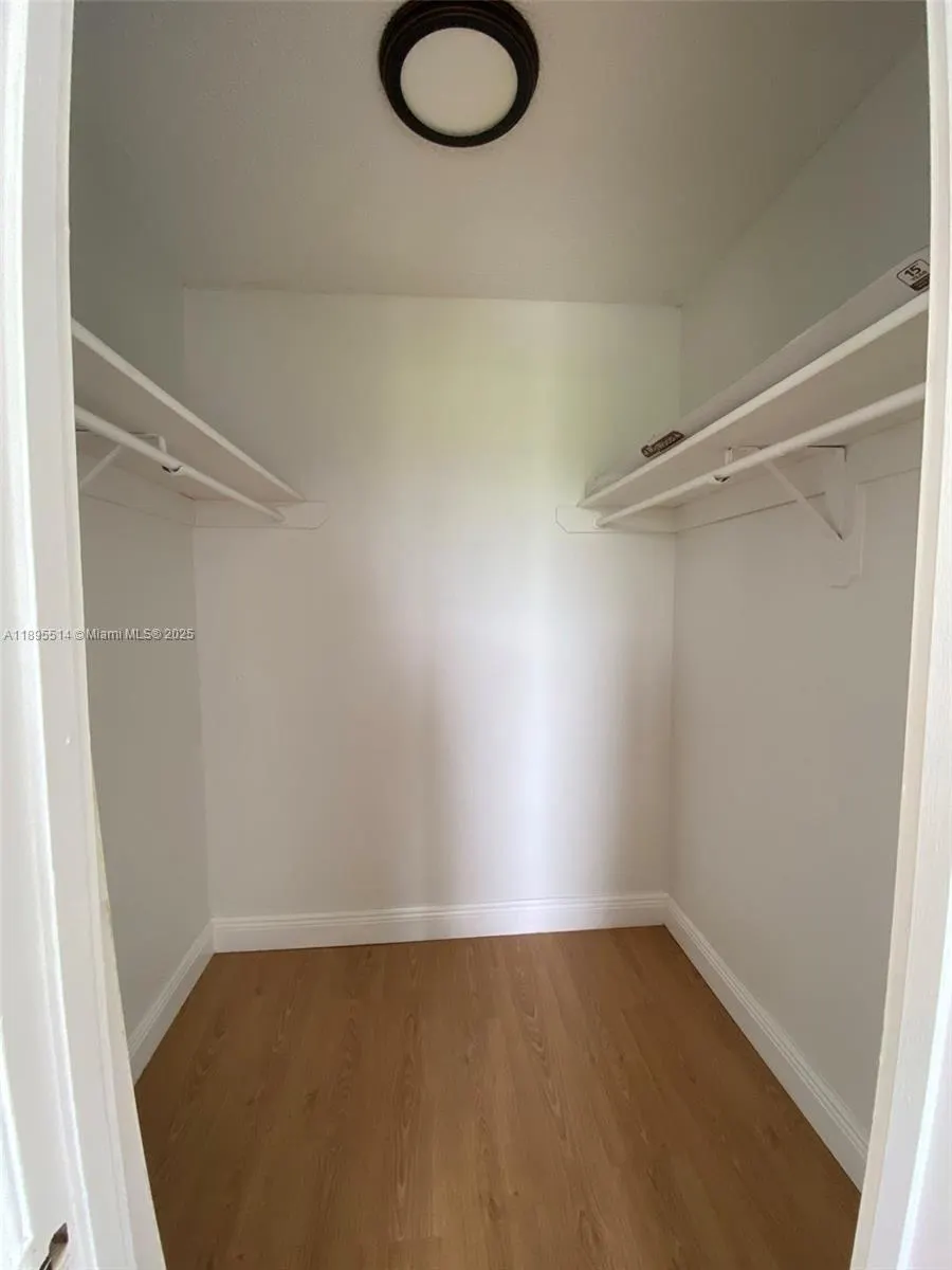 494 NW 165th St Rd, #C-601