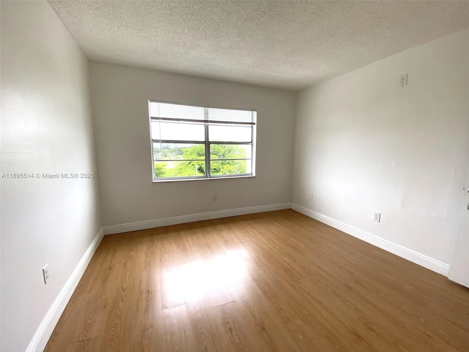 494 NW 165th St Rd, #C-601