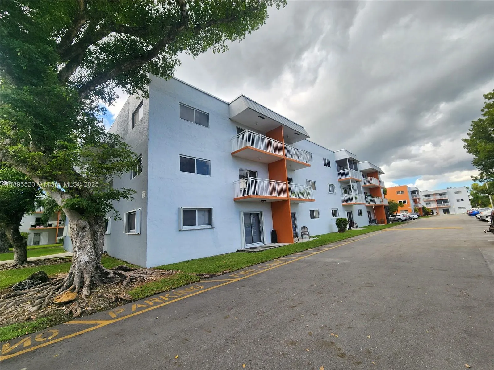 11309 SW 200th St, #303-C