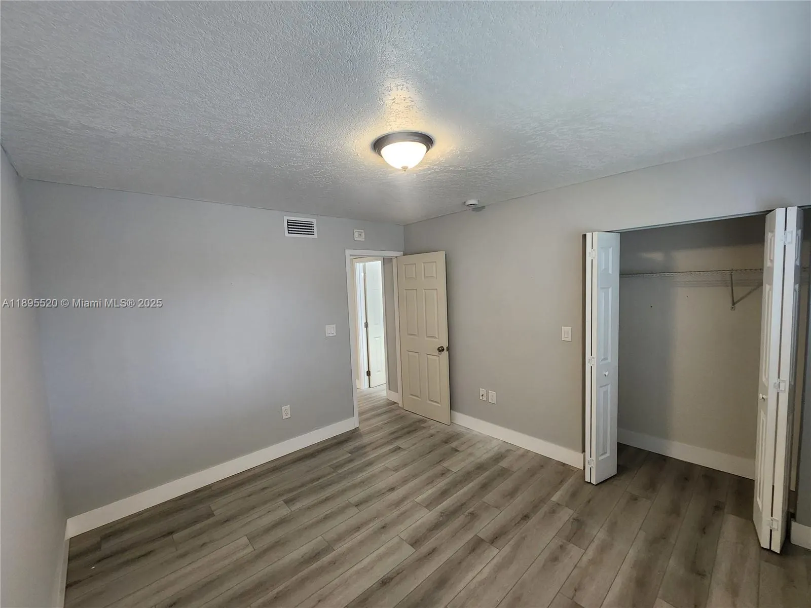 11309 SW 200th St, #303-C