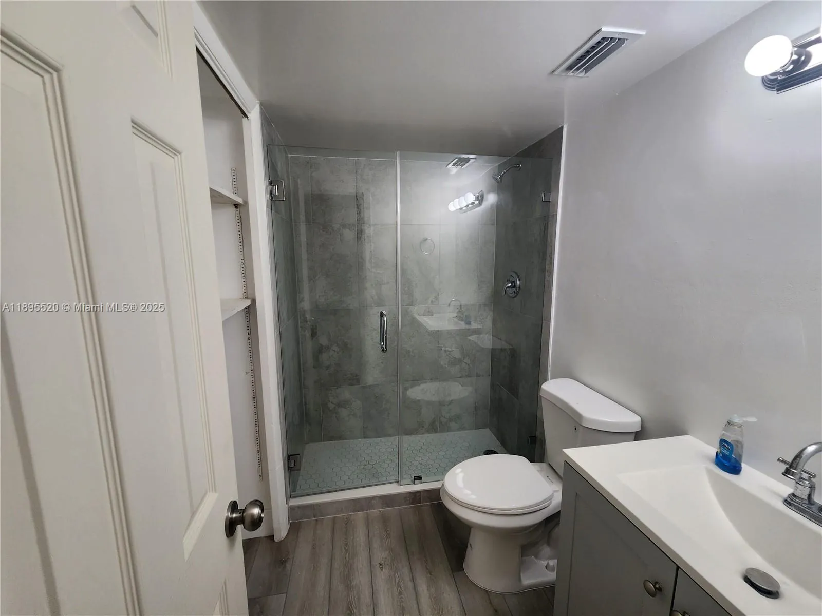 11309 SW 200th St, #303-C