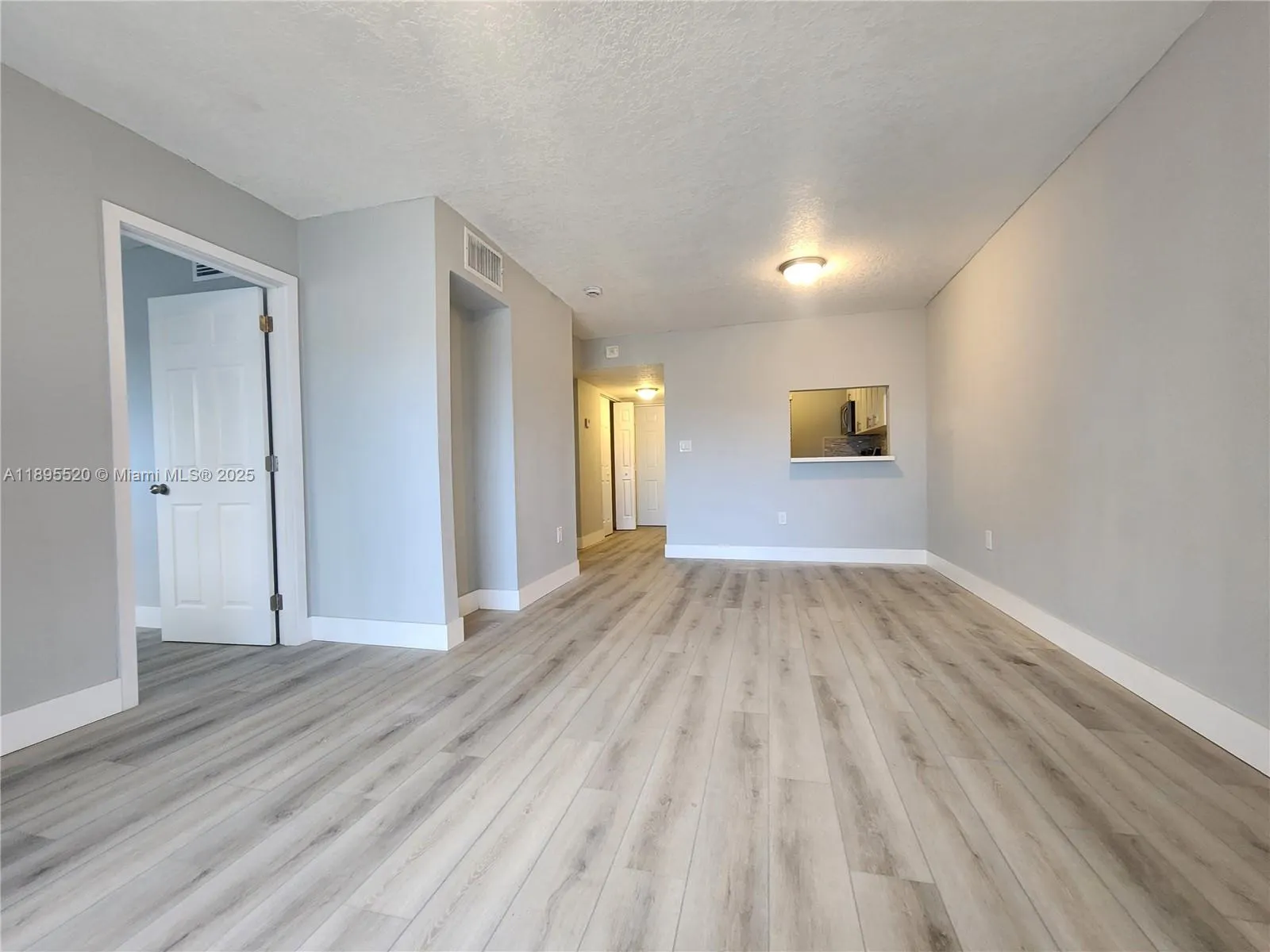 11309 SW 200th St, #303-C