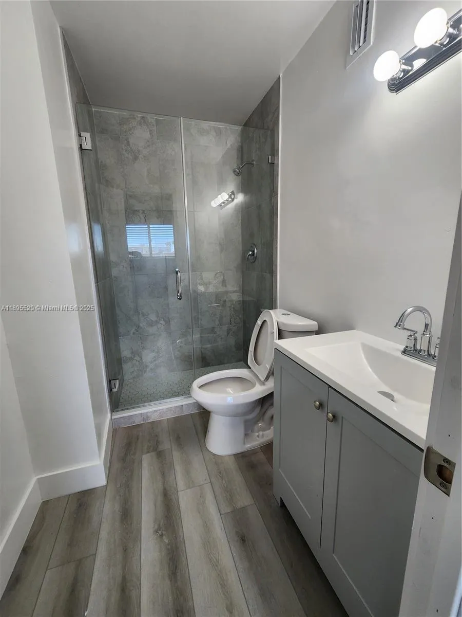 11309 SW 200th St, #303-C