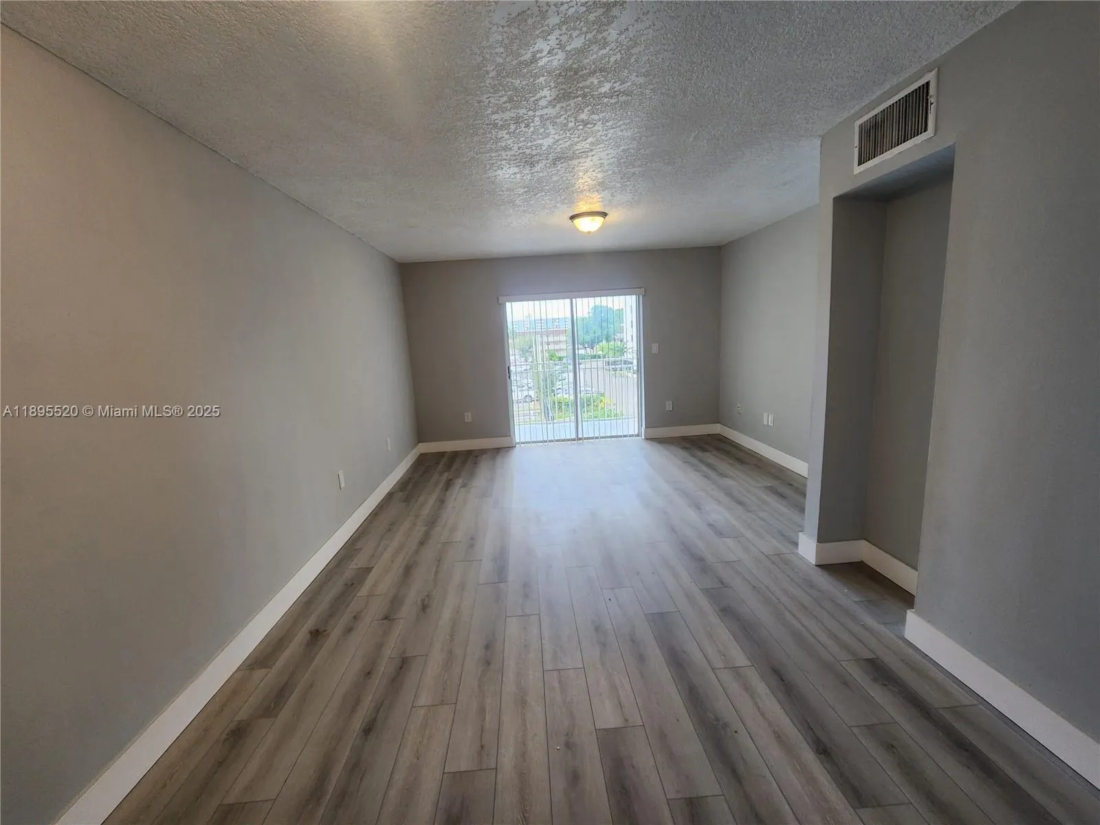 11309 SW 200th St, #303-C