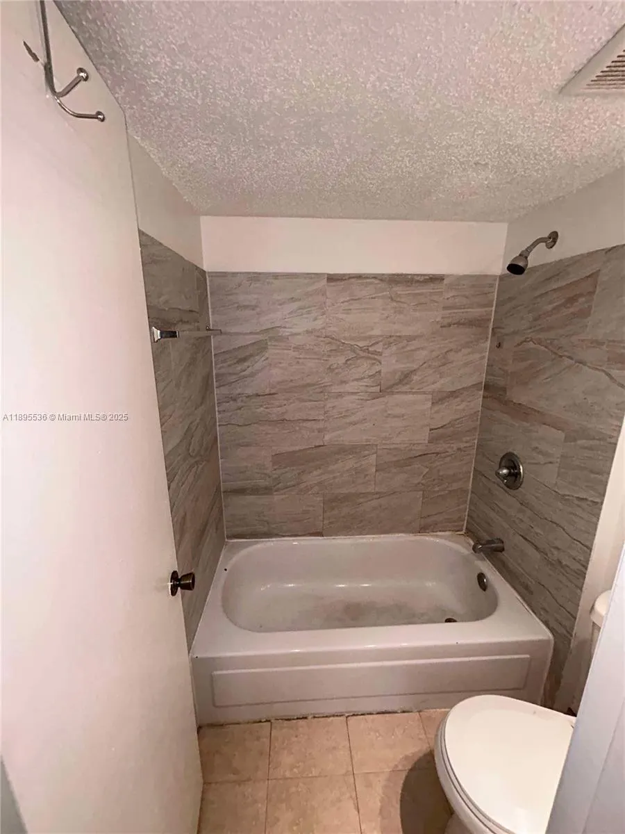 4261 W Mcnab Rd, #31
