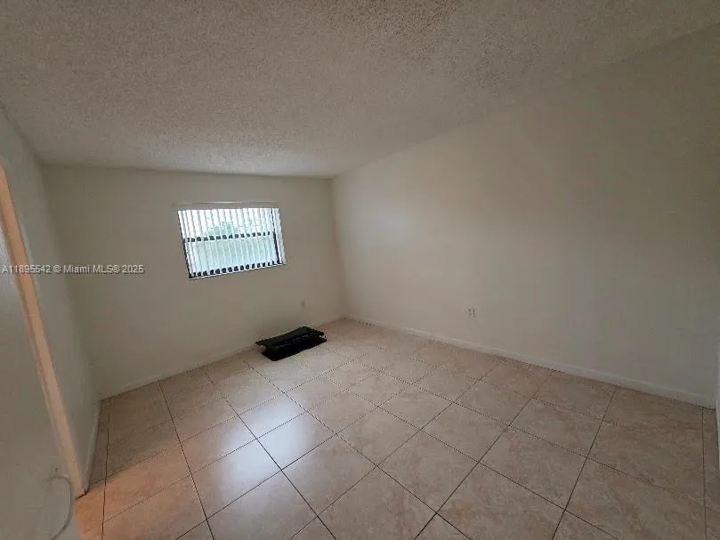 8145 NW 7th St, #201