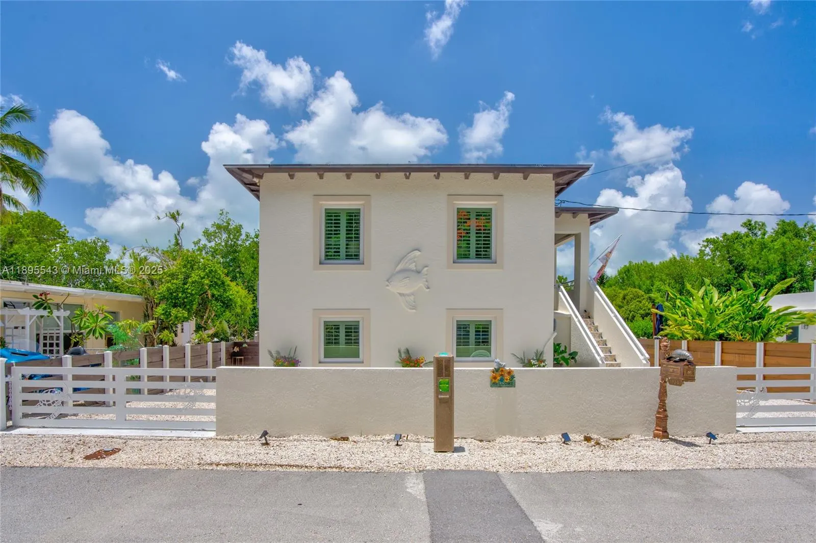 129 Pirates Dr