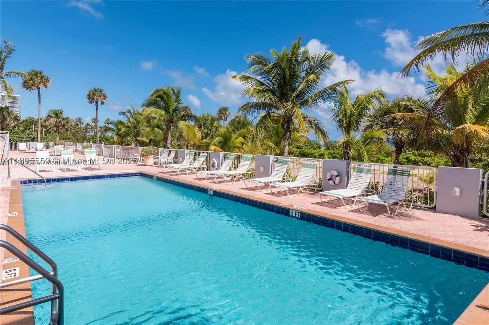 9341 Collins Ave #904