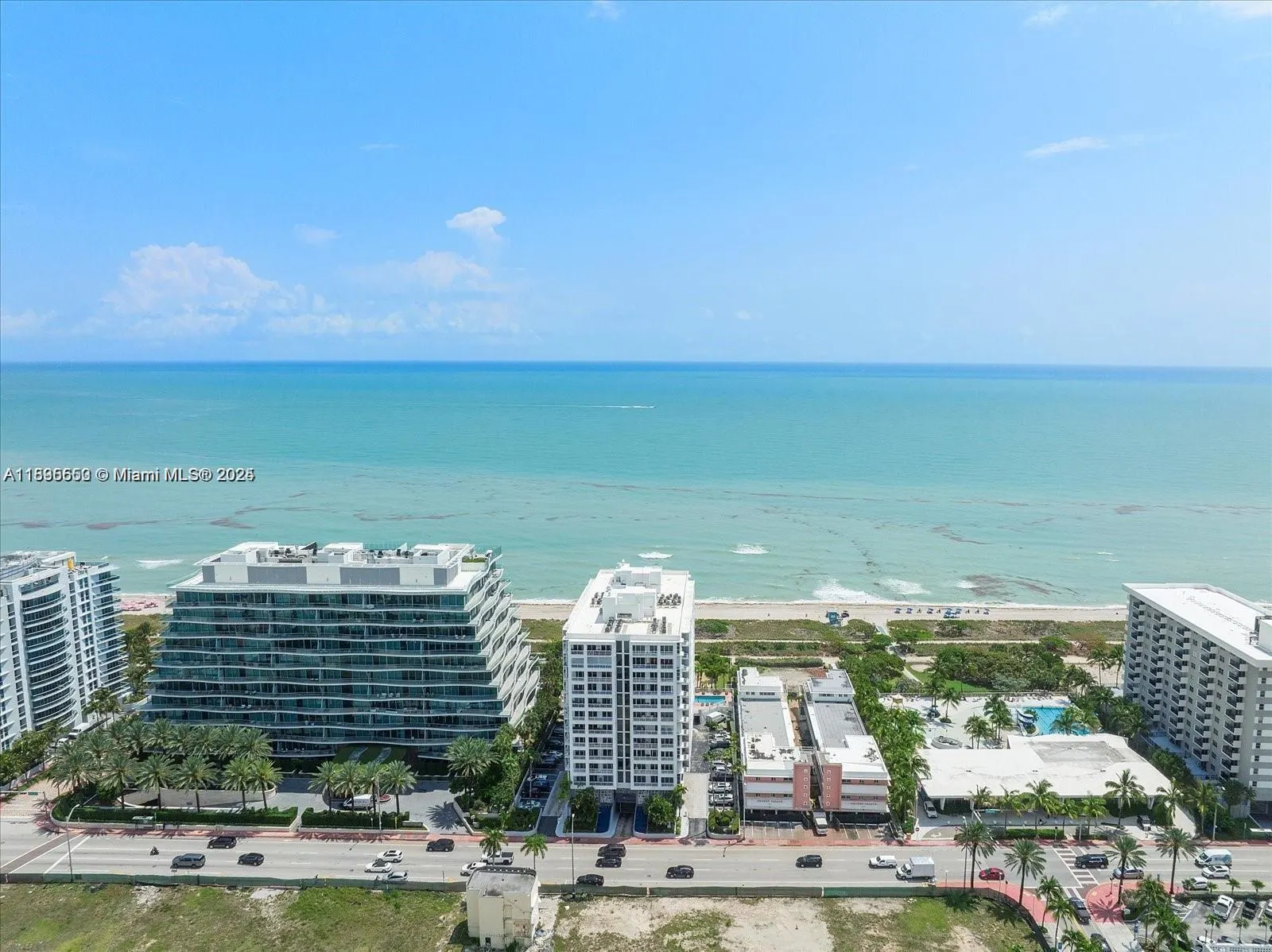 9341 Collins Ave, #904