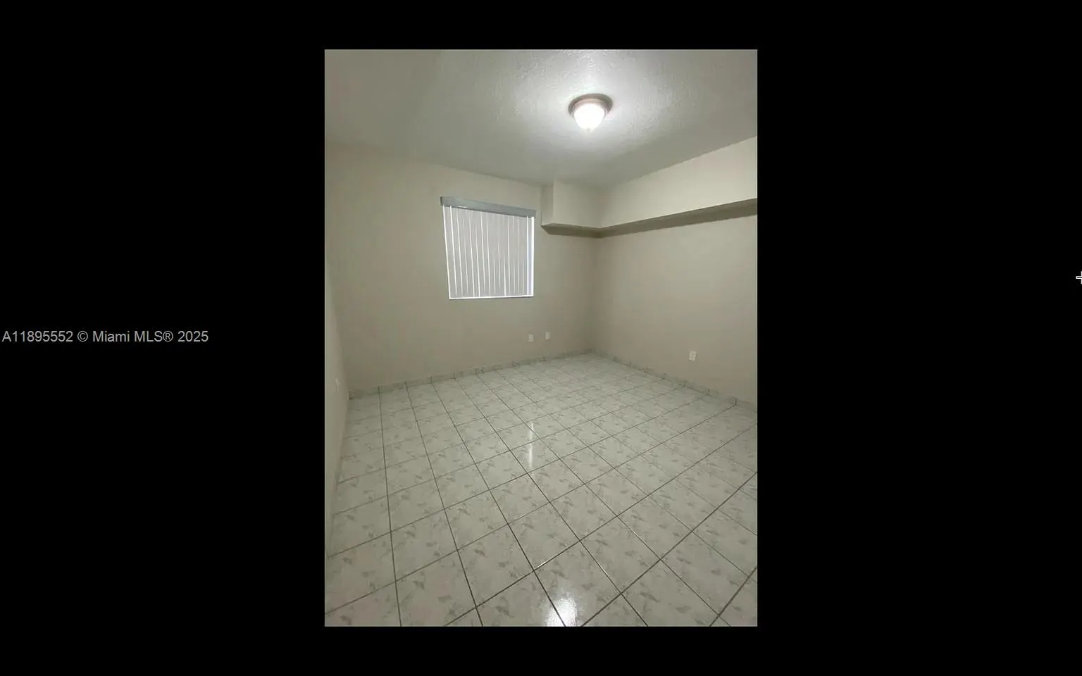 77 E 4th St, #A106