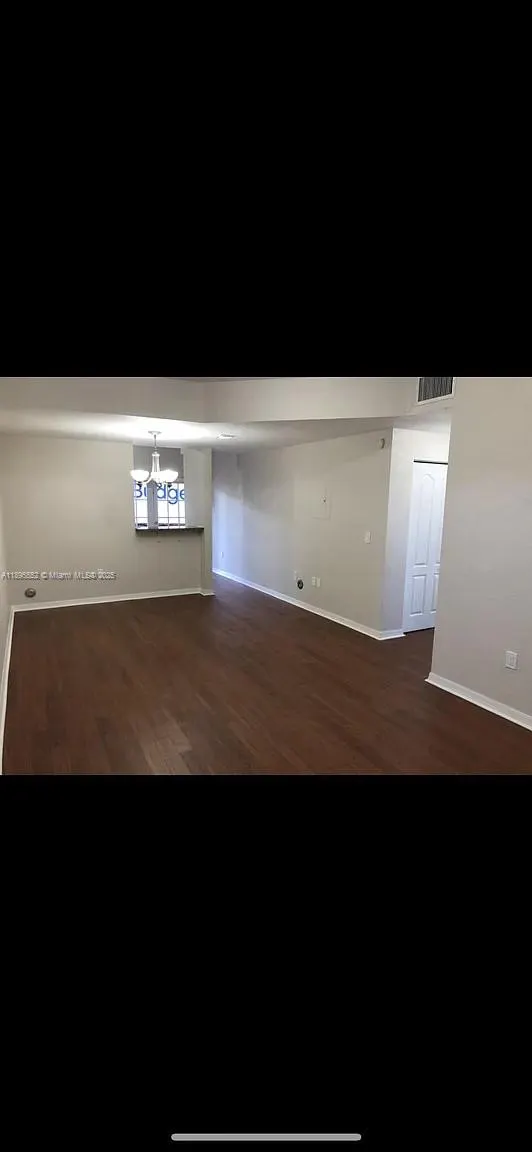 77 E 4th St, #A106